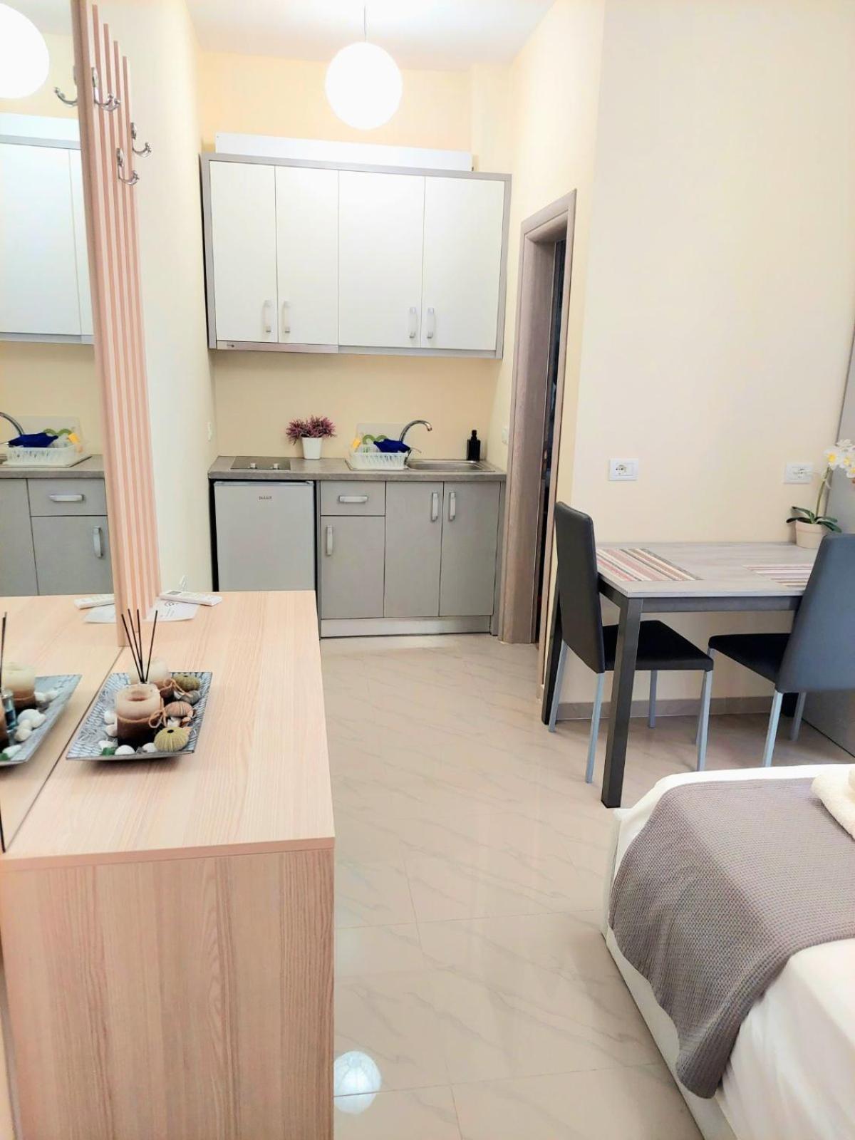 Elizabeth Apartments Himare Exterior foto