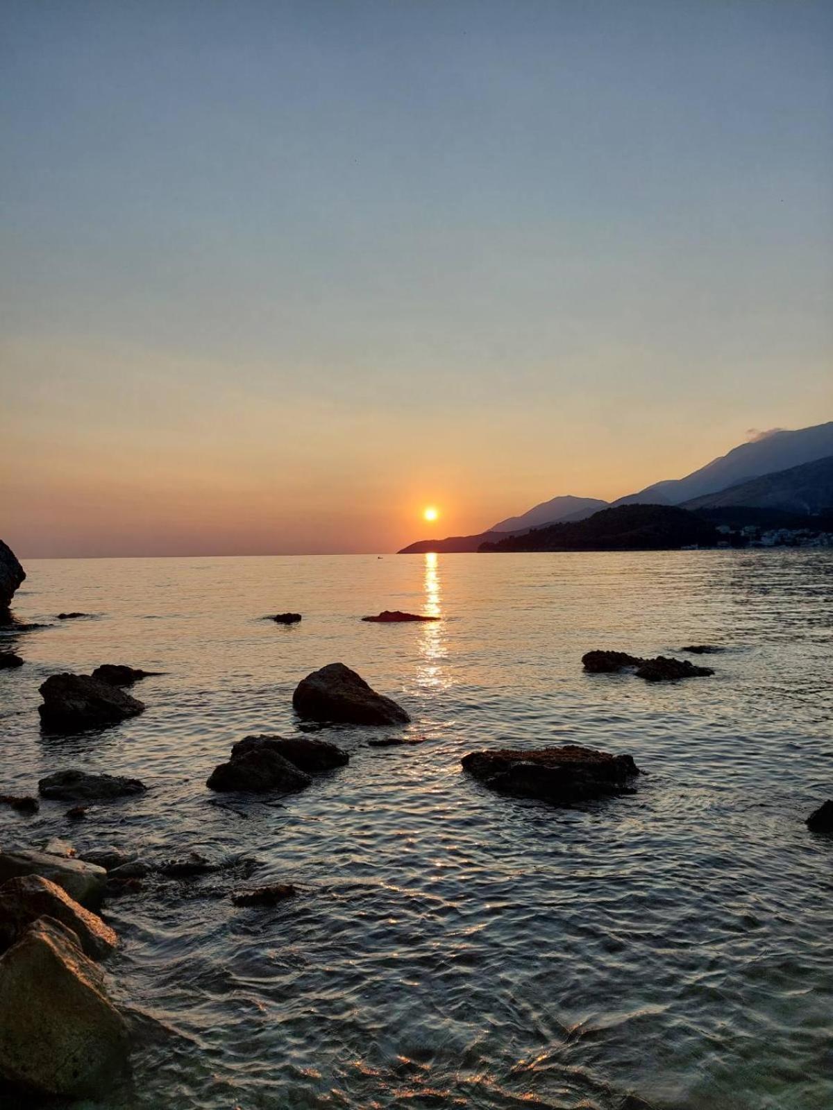 Elizabeth Apartments Himare Exterior foto