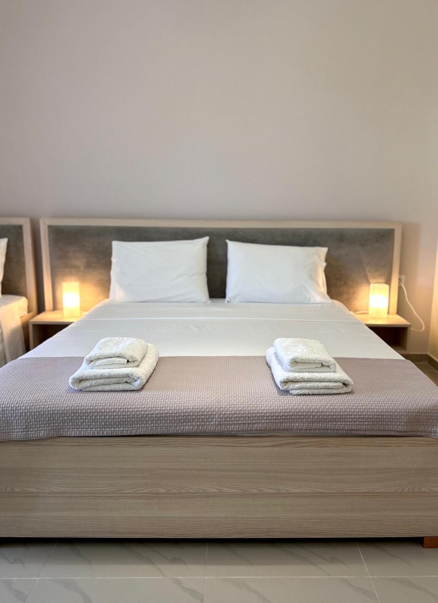 Elizabeth Apartments Himare Exterior foto